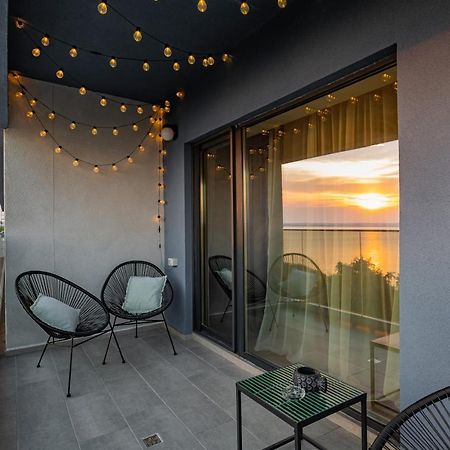 Golden Mirage Sunset Apartment Mamaia Exteriér fotografie
