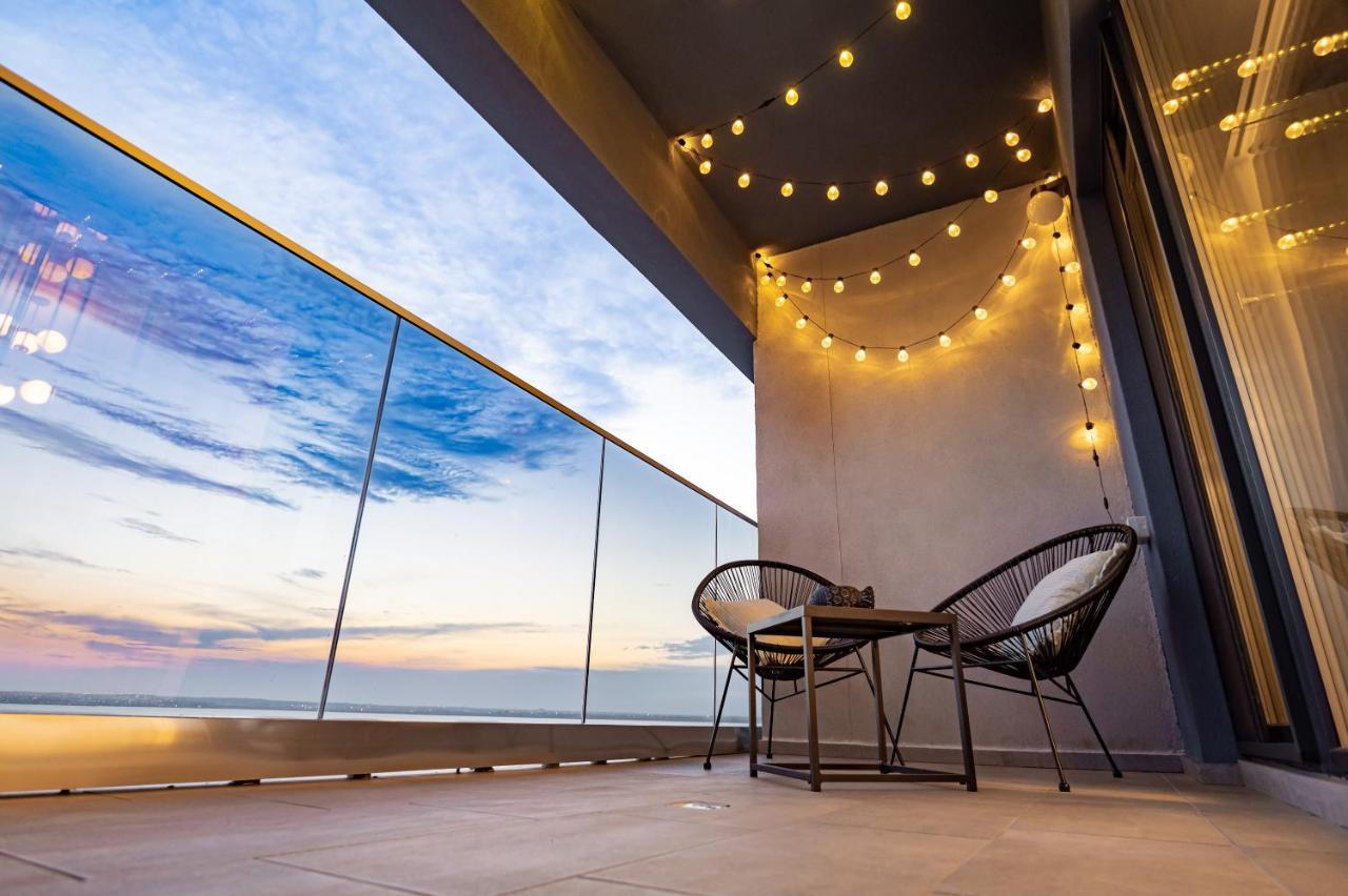 Golden Mirage Sunset Apartment Mamaia Exteriér fotografie